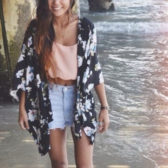 Brandy Melville Tops - *5for25* Black/ White Flowered Cardigan